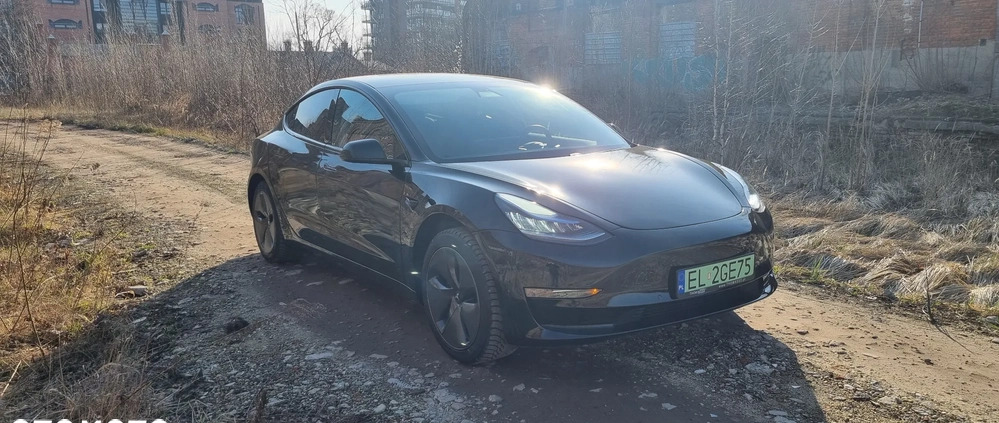 Tesla Model 3 cena 90000 przebieg: 83400, rok produkcji 2019 z Łódź małe 667